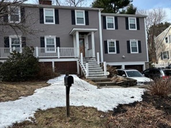 34 Robinhood Road, Winchester MA 01890
