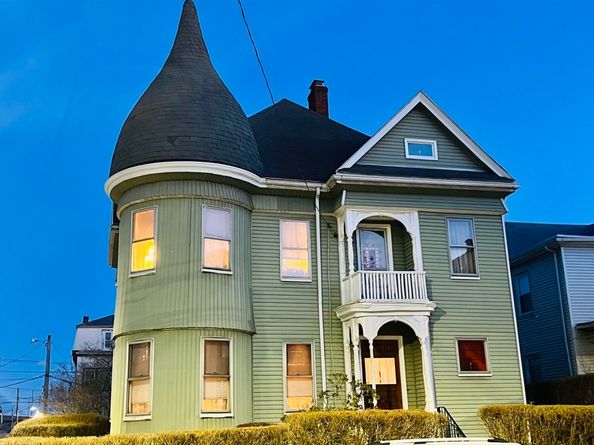 57 Clark Ave, Chelsea MA 02150