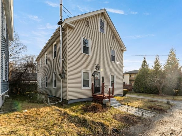 19 Chapel St, Warren MA 01092
