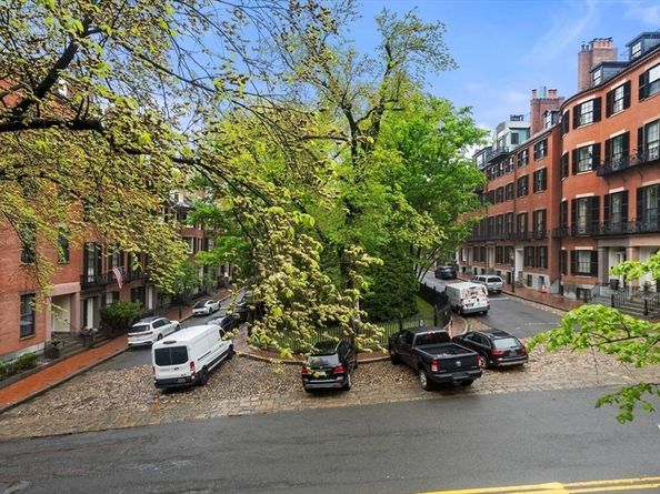 90 Mount Vernon St, Boston MA 02108