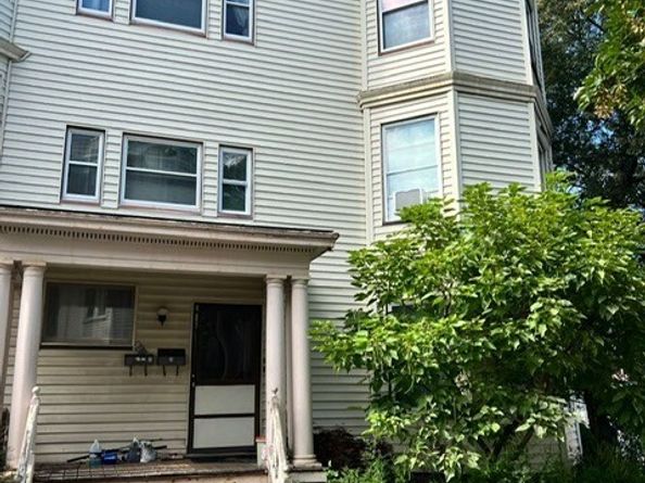 38 Chestnut St, Lynn MA 01902