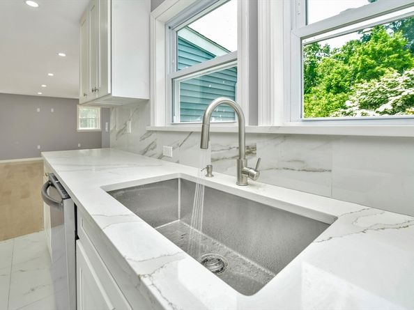 87 Summer St, Abington MA 02351