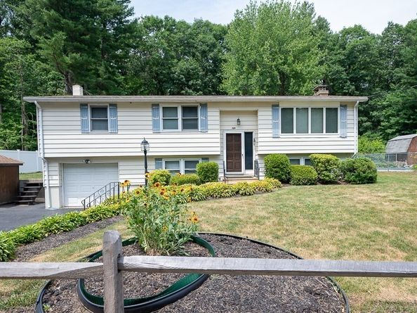 50 Jackson Street, Holden MA 01522