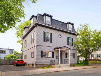 7 Carmel Street