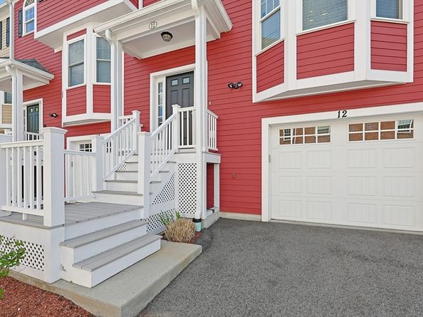 60 Lenox St 12, Norwood MA 02062