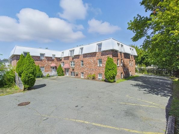 33A Jackson St 303, Lynn MA 01902