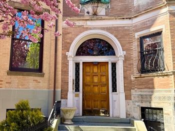 414 Beacon St