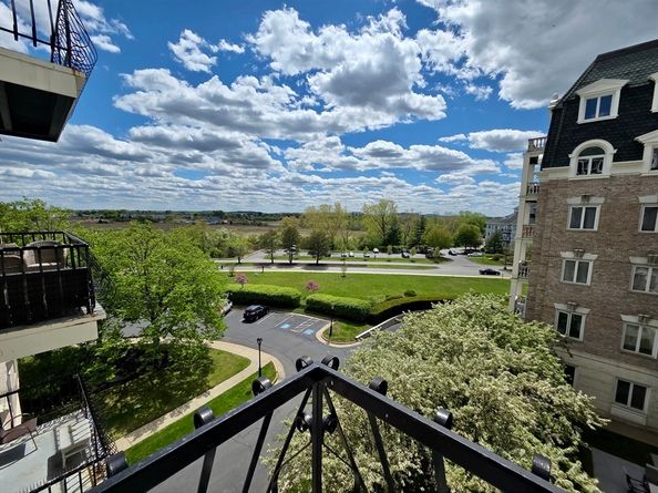 100 Marina Dr 418, Quincy MA 02171