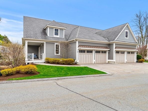 23 Woodmere Drive 13, Milton MA 02186