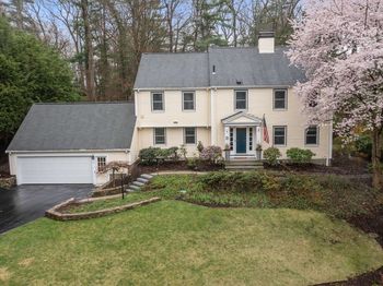 11 Sterling Rd