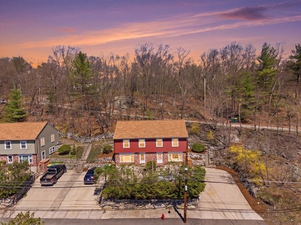 35 Mountain St 35, Woburn MA 01801