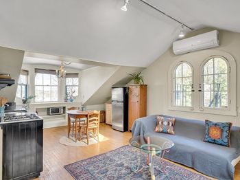11 Rocky Nook Ter