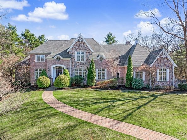 6 Trailside Way, Norfolk MA 02056