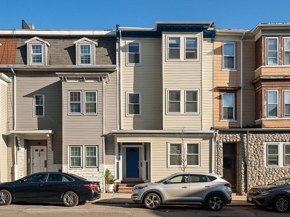 197 Lexington St, Boston MA 02128