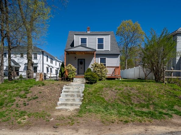 62 Frankfort St, Fitchburg MA 01420