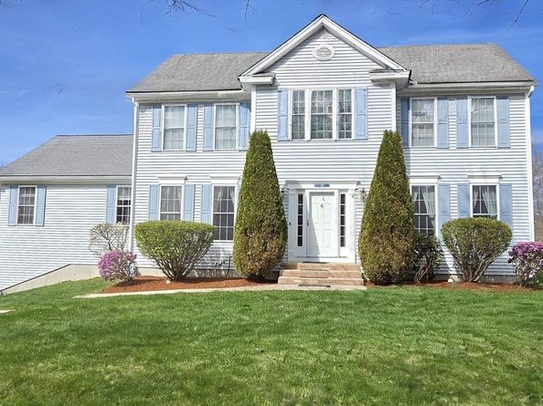 73 Independence Ln, Ashland MA 01721