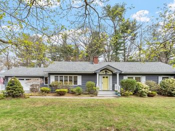 1 Hawthorne Circle
