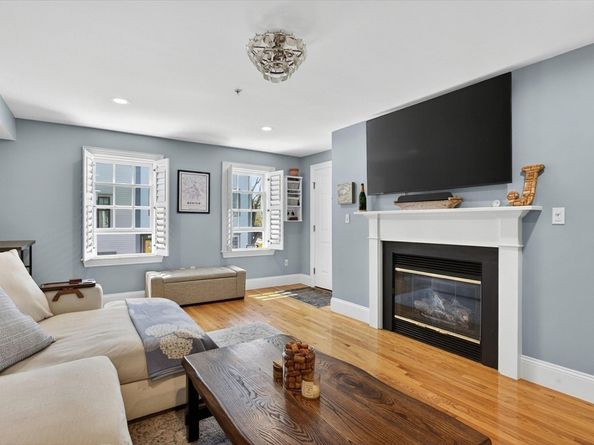 57 Bartlett Street 5, Boston MA 02129