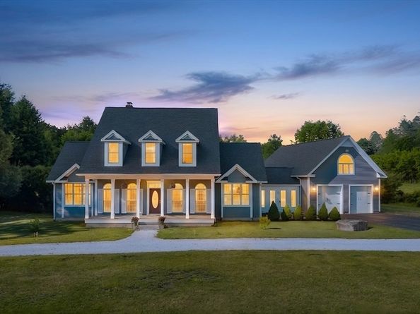 56 Malden St, West Boylston MA 01583