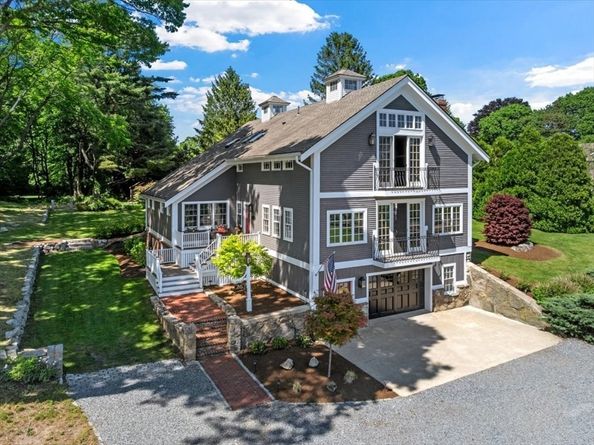 26 Neal Gate St, Scituate MA 02066