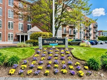 148 Main St