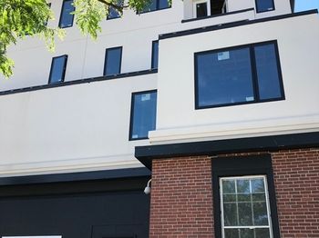 979 Main Street