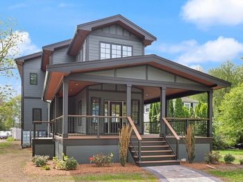 127R Beach Street