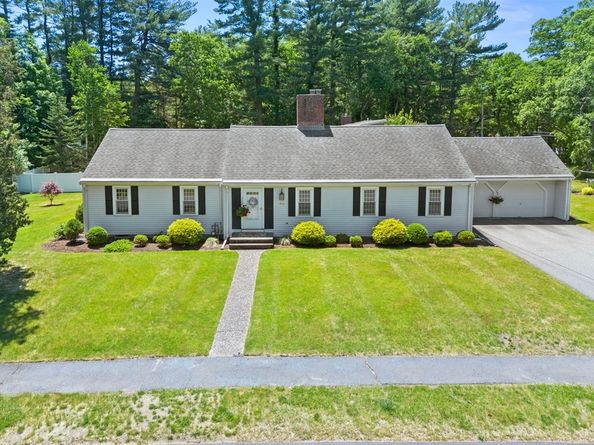 7 Eastway, Reading MA 01867