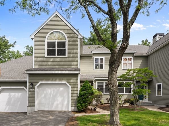 243 Bishops Forest Dr 243, Waltham MA 02452