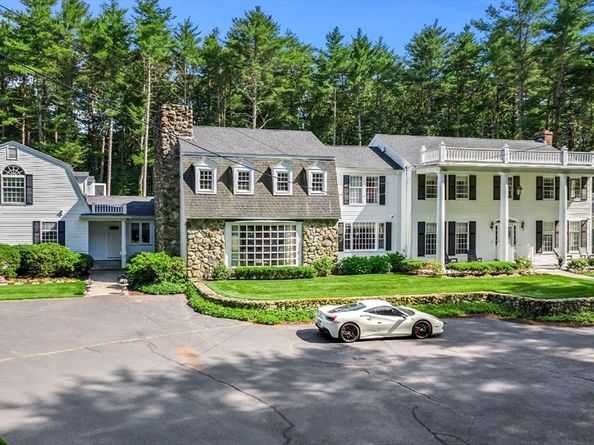 28 Pineswamp Rd, Ipswich MA 01938