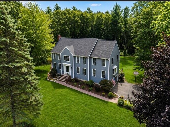 39 Spring Hill Rd, North Andover MA 01845
