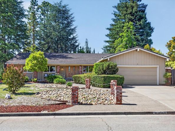 20154 KNOLLWOOD Drive, Saratoga CA 95070