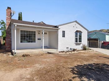 3377 Gawain Drive