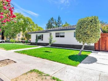 700 Eschenburg Drive
