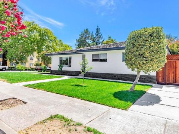 700 Eschenburg Drive, Gilroy CA 95020