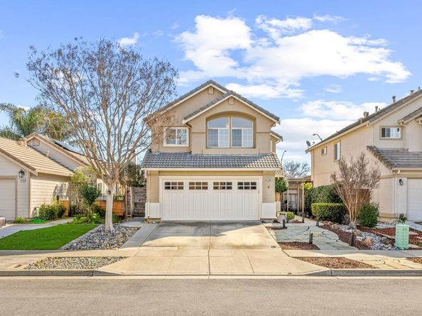 9400 Benbow Drive, Gilroy CA 95020