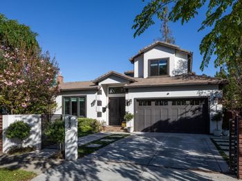 895 Coe Avenue