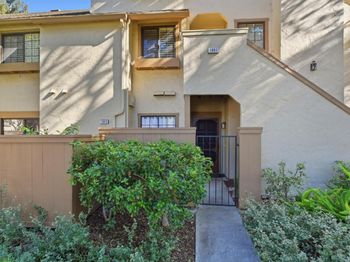 1940 Huxley Court