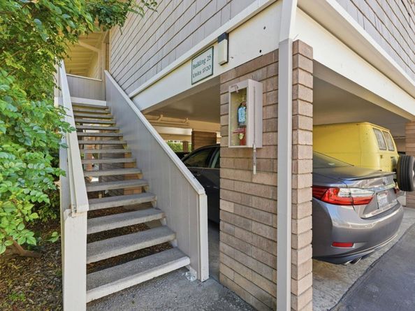 500 W Middlefield Road 20, Mountain View CA 94043