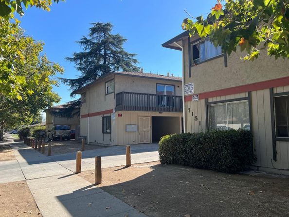 Church, Gilroy CA 95020