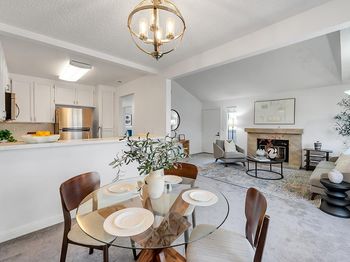 1913 La Terrace Circle