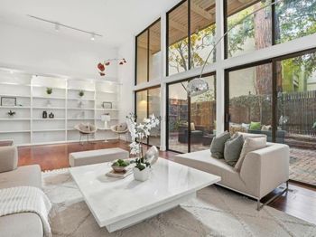 1621 Stone Pine Lane