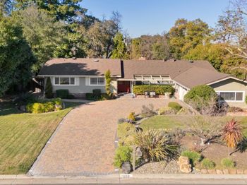 1259 Hillcrest Drive