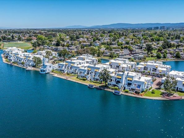 945 Lido Lane, Foster City CA 94404