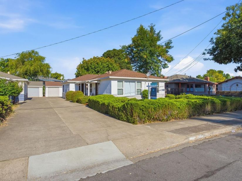 411-413 N Central Avenue, Campbell CA 95008