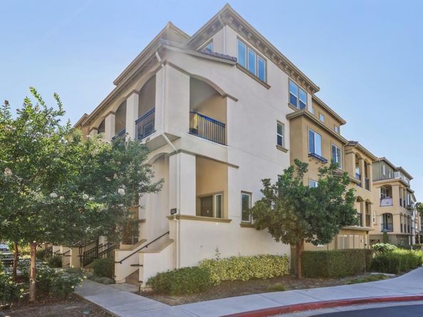 38975 Primula Terrace, Newark CA 94560