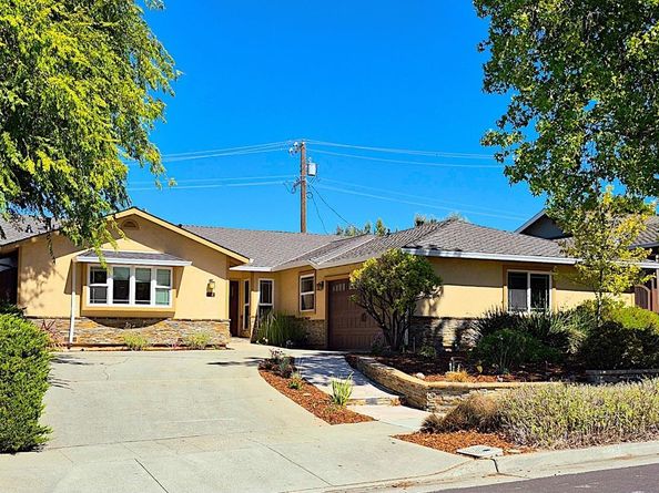 212 Dover Street, Los Gatos CA 95032