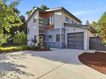 2212 Leland Avenue