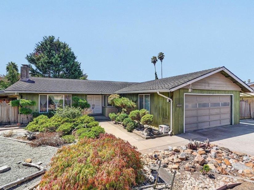 25 Brook Court, Watsonville CA 95076