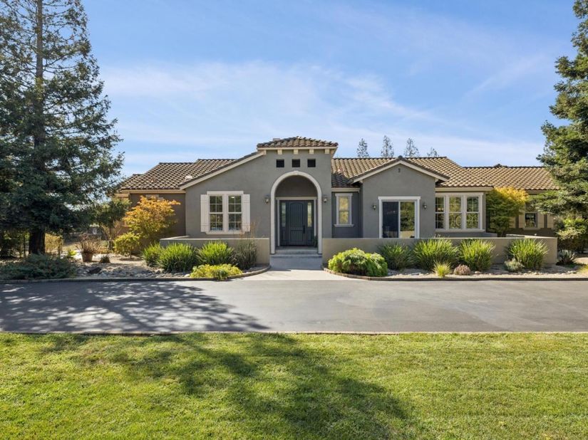 740 California Avenue, San Martin CA 95046